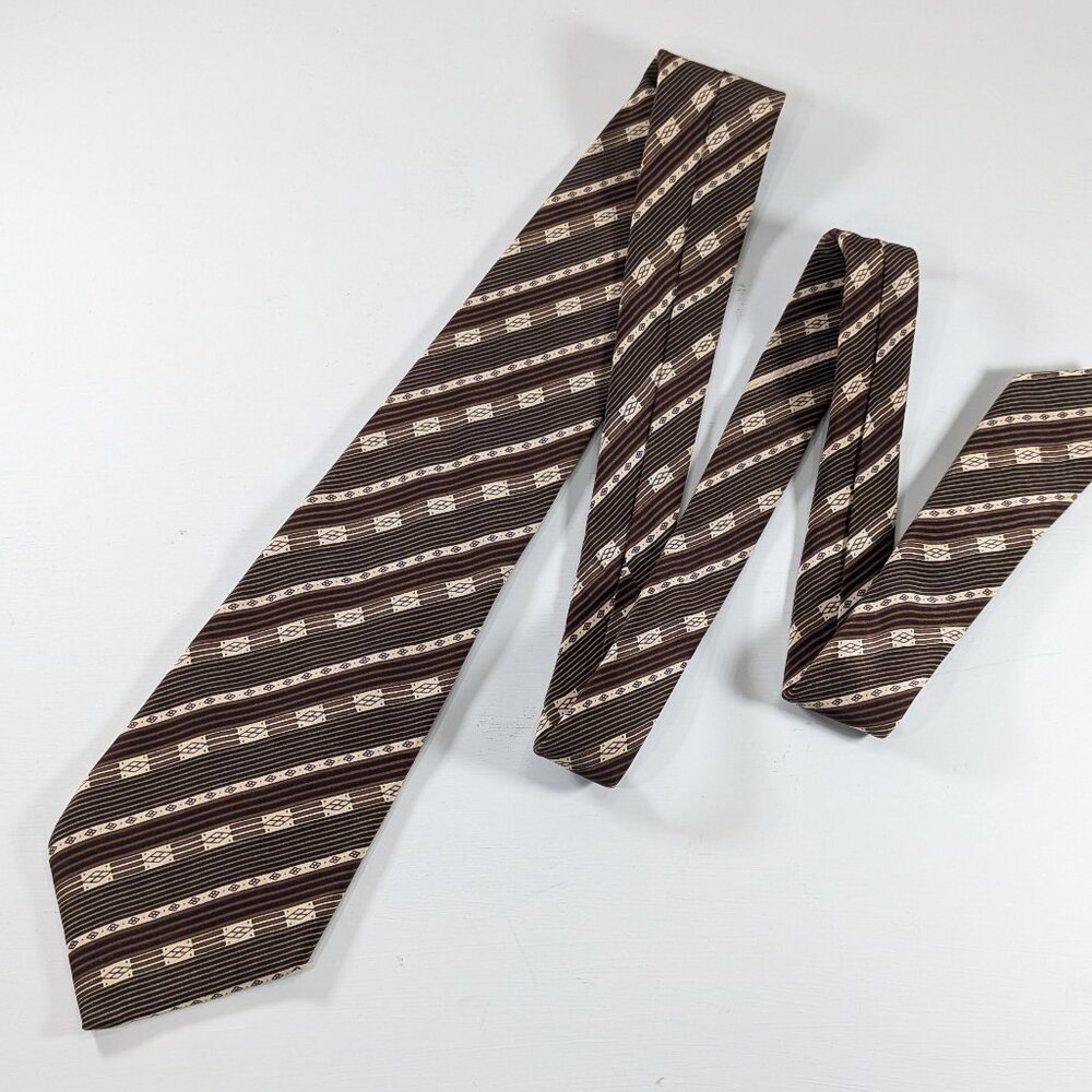 Retro 1970s crepe Silk LANVIN Paris neck tie made in Italy